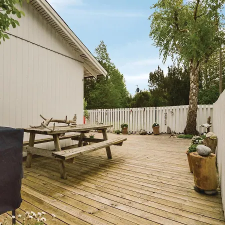 Σπίτι διακοπών Three-bedroom Holiday In