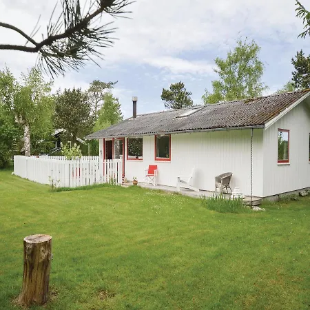 Σπίτι διακοπών Three-bedroom Holiday In Føllenslev
