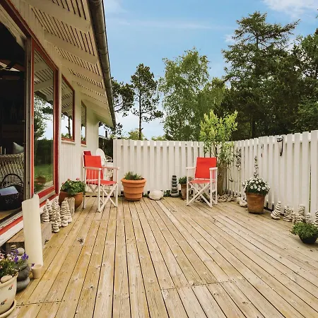 Σπίτι διακοπών Three-bedroom Holiday In Føllenslev
